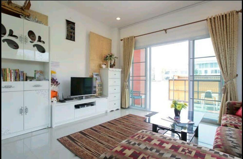 Orange Villa เชียงใหม่ ภายนอก รูปภาพ